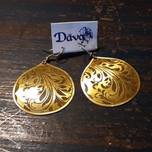 Boutique earrings